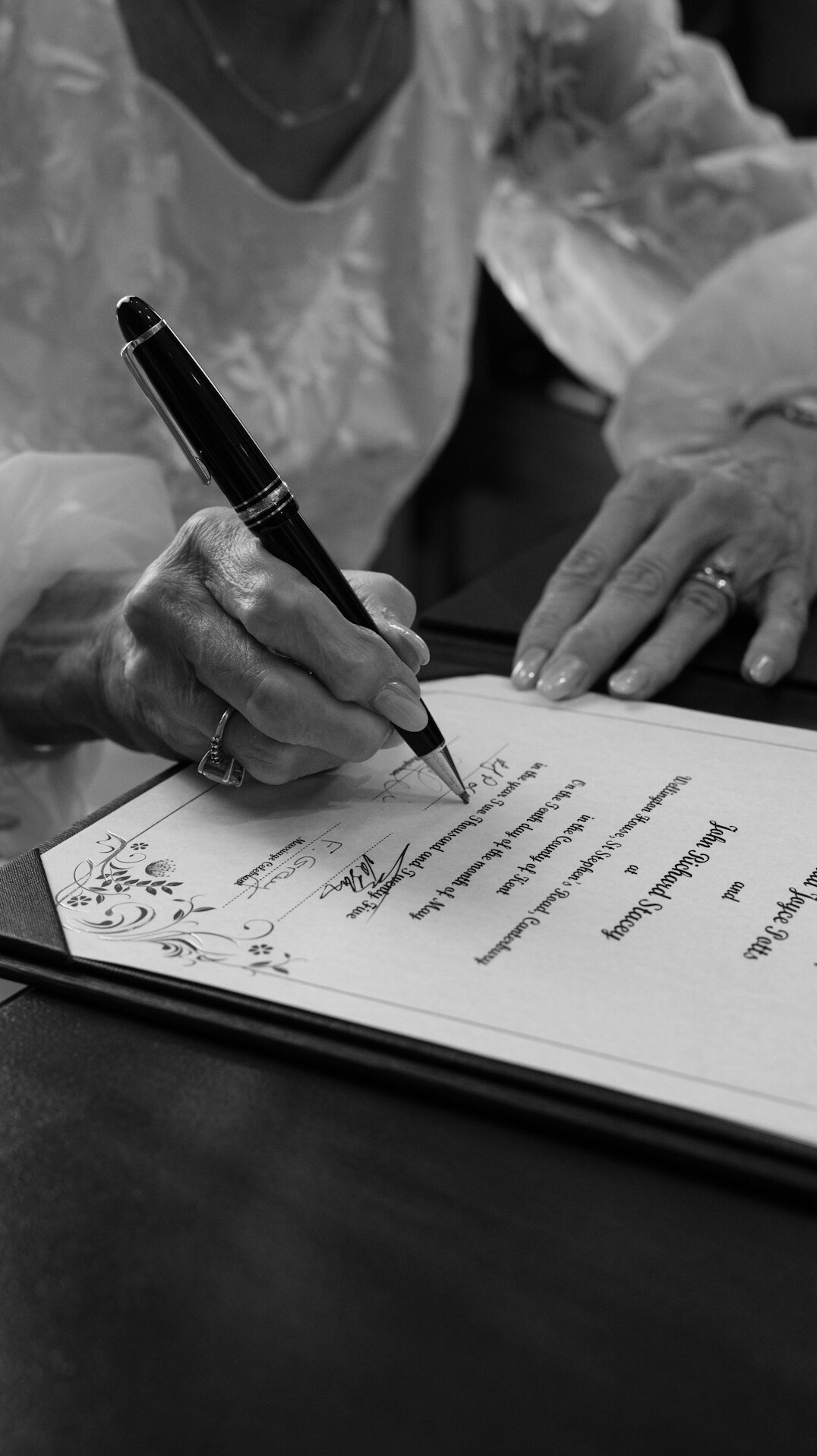 contract signing ceremony